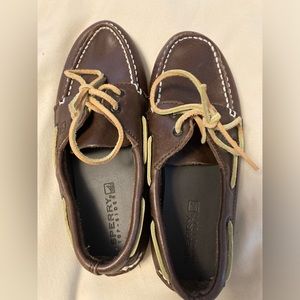 EUC sperry boat shoes